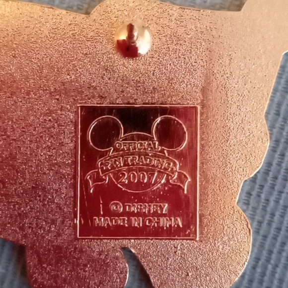 DISNEY MICKEY MOUSE WITH AMERICAN FLAG - Picture 2 of 4